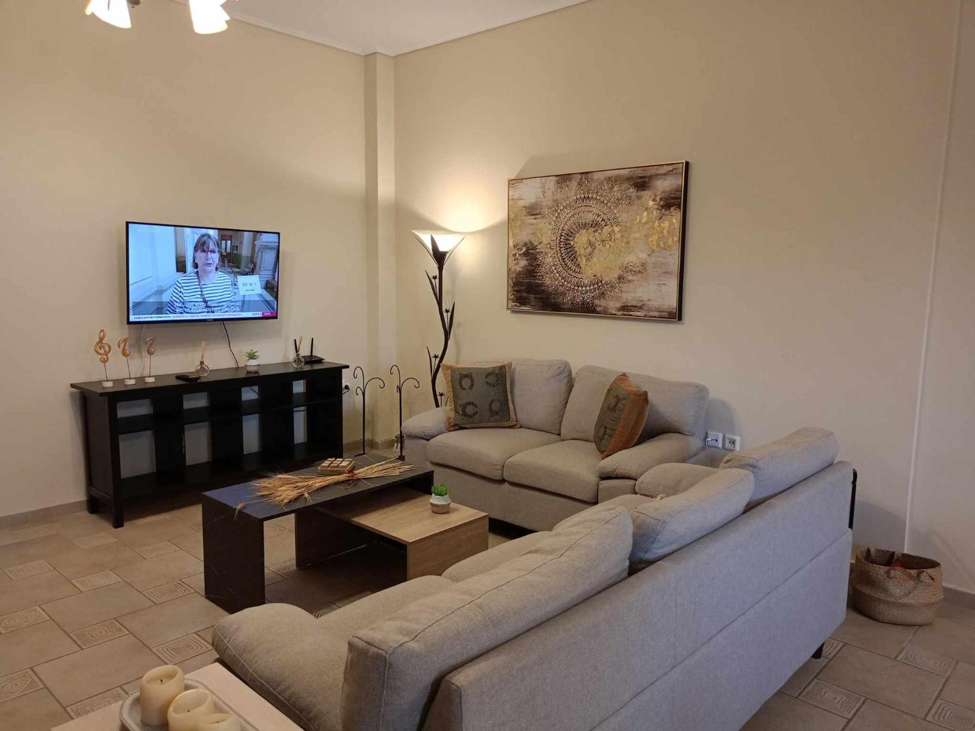 Comfortable Apartment In Kiato ภายนอก รูปภาพ