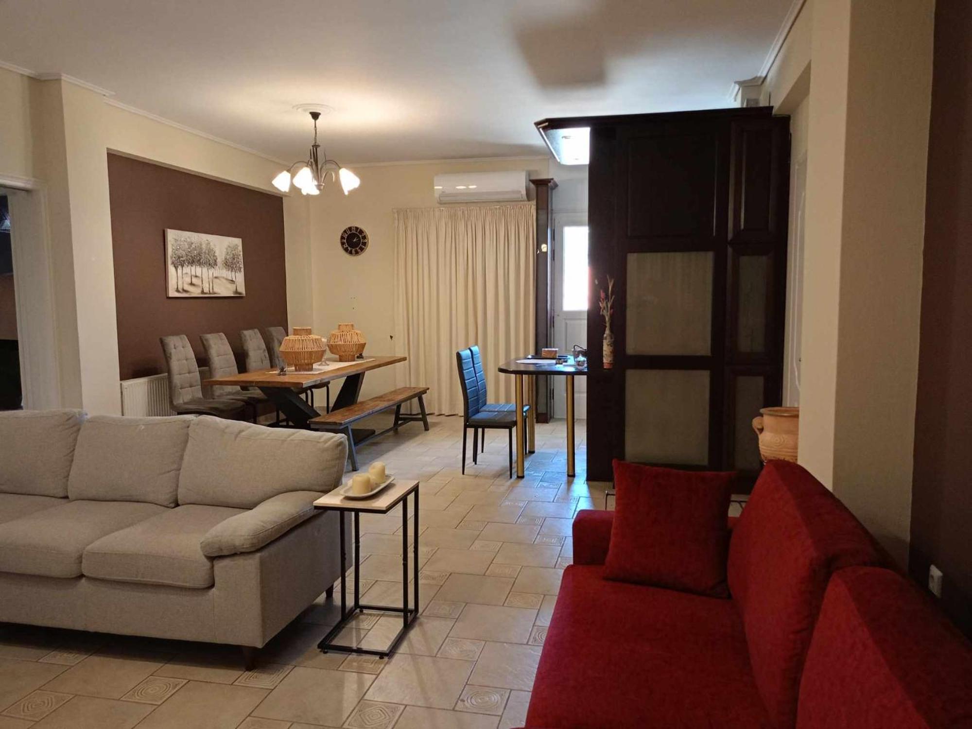 Comfortable Apartment In Kiato ภายนอก รูปภาพ