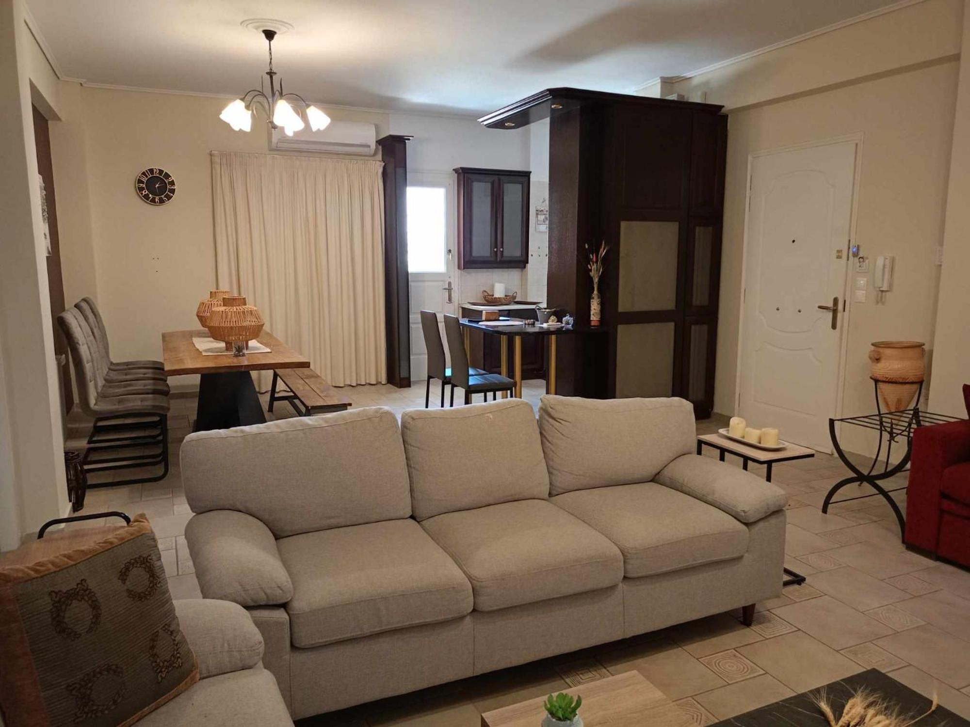 Comfortable Apartment In Kiato ภายนอก รูปภาพ