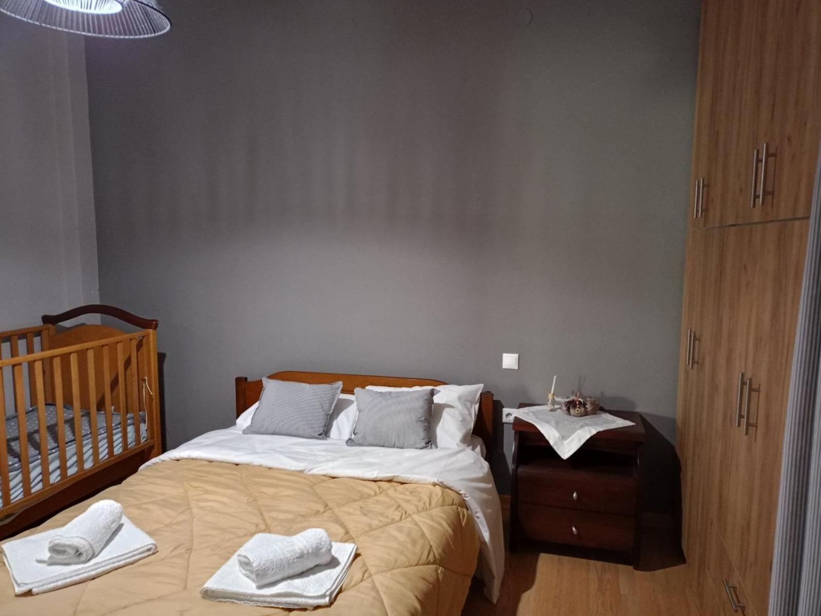 Comfortable Apartment In Kiato ภายนอก รูปภาพ